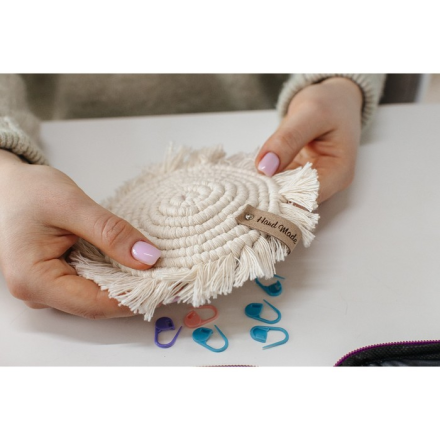 5096678 &quot;Hand made&quot; бирка с кнопкой бежевая, 1шт