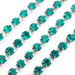 55 Blue zircon в серебряном цапе, стразовая цепочка 2,4 мм 1 м