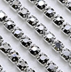 56 Mine Silver в серебряном цапе, стразовая цепочка 2,4 мм 1 м