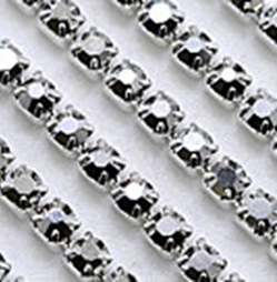 56 Mine Silver в серебряном цапе, стразовая цепочка 2,4 мм 1 м