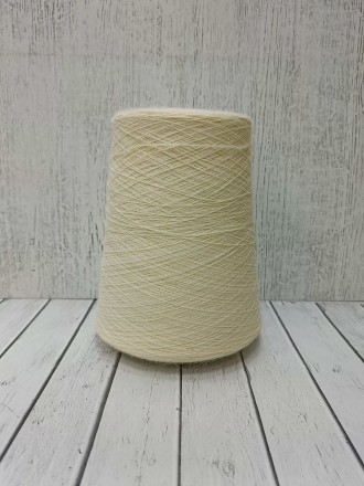 Angora Rabbit 50 (Китай) 918 молочный, пряжа бобинная китайская 1г