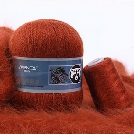 Пух норки и катушка с ниткой (Mink) 860 карамель, пряжа 50г