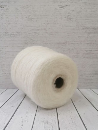 Waxy с альпакой (Millefili) белый, пряжа бобинная итальянская 1г