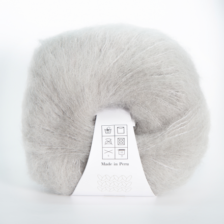 Alpaca Silk (Infinity) 1032 светлый серый, пряжа 25г