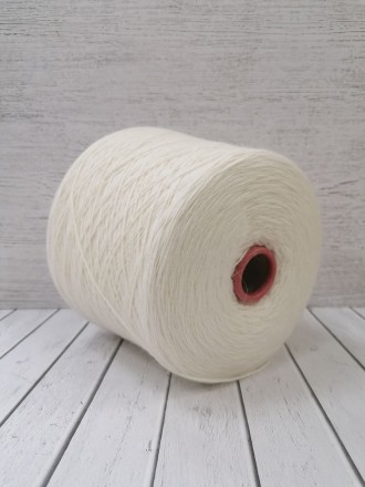 Angora 50 (Zegna Baruffa) молочный, пряжа бобинная итальянская 1г