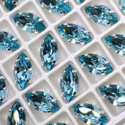 Страз в цапе 3017-122 Dark Aquamarine в серебряном цапе 10х5 мм