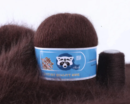 Пух норки и катушка с ниткой (Mink) 880 коричневый, пряжа 50г