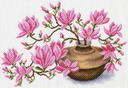 1606 &quot;Ваза с магнолиями&quot; канва с нанесенным рисунком